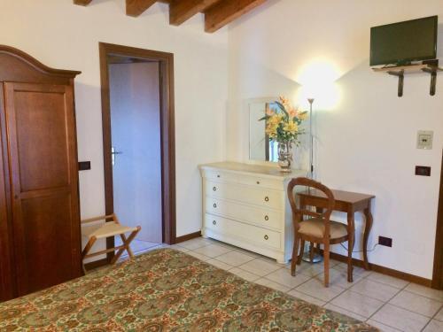 Hotel Edelweiss San Zeno di Montagna Exterior photo