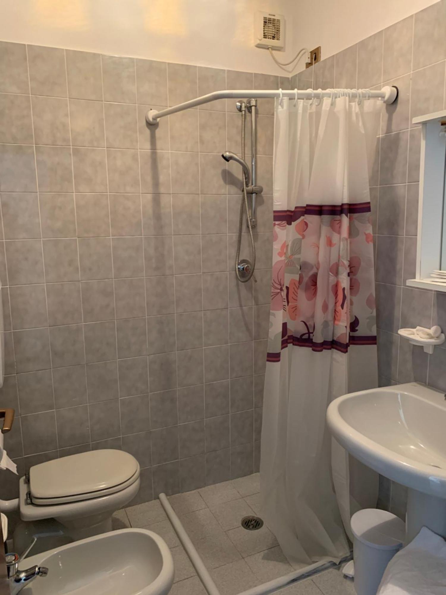 Hotel Edelweiss San Zeno di Montagna Room photo